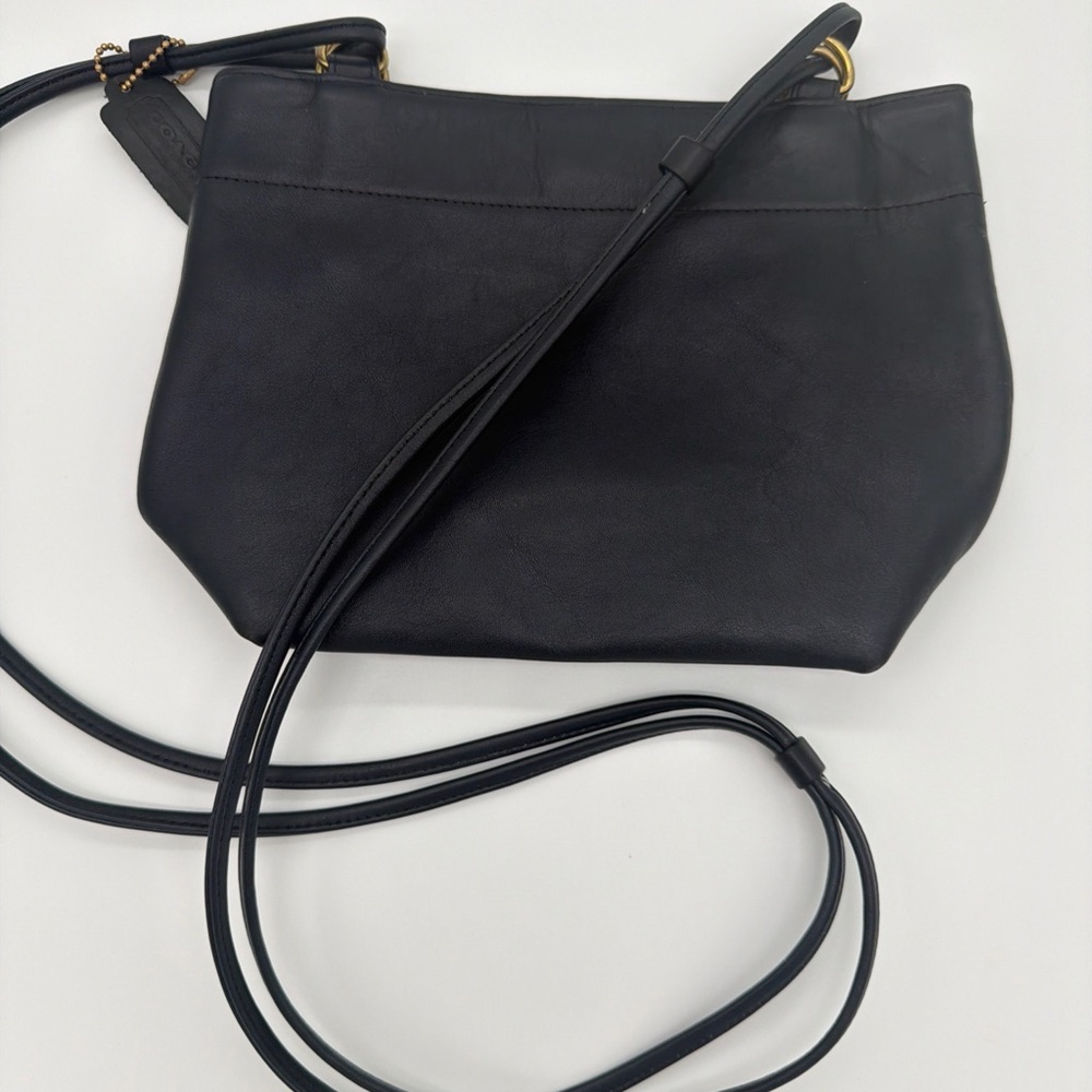 RARE Vintage COACH #4124 “Mini Dixon” Navy Leather Crossbody - Picture 12 of 14
